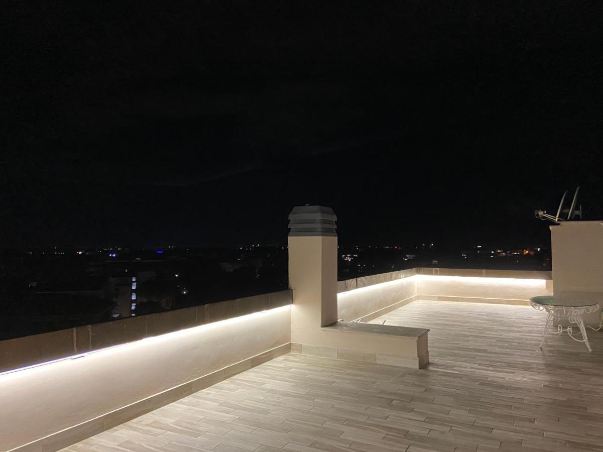 Attico Panoramico Luxury Roma Appartement Buitenkant foto