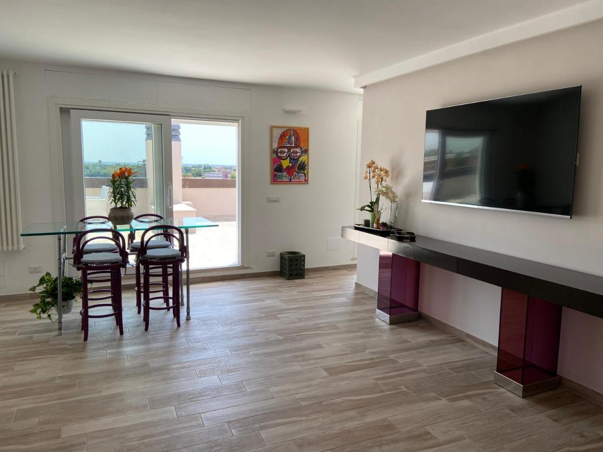 Attico Panoramico Luxury Roma Appartement Buitenkant foto